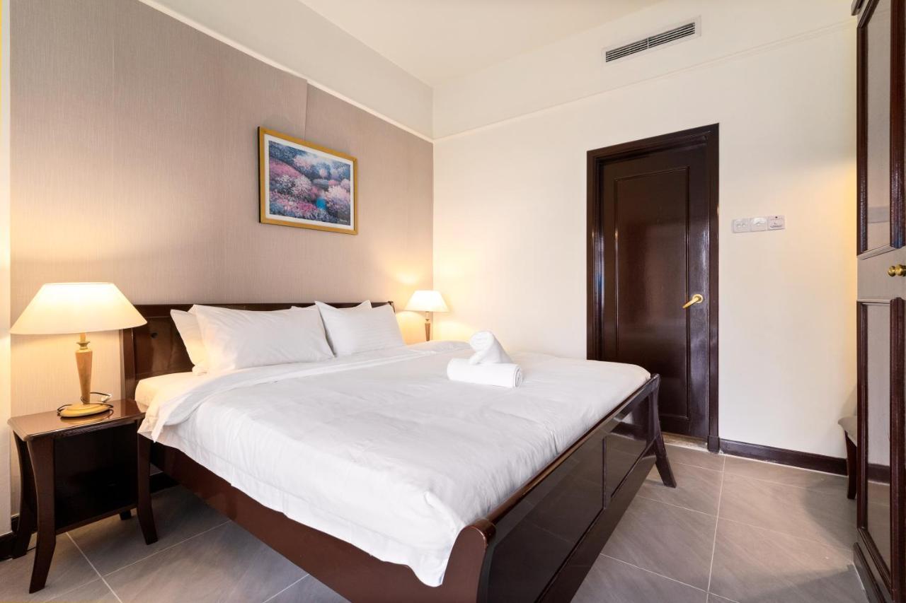 Luxhouz Suites At Times Square Kuala Lumpur Exterior photo