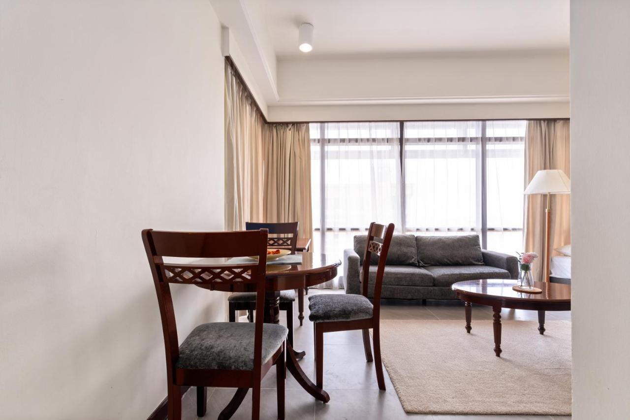 Luxhouz Suites At Times Square Kuala Lumpur Exterior photo